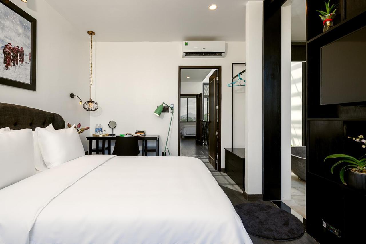 Samaya House ! Entire River House, Inside Euro Village Da Nang. Exterior photo
